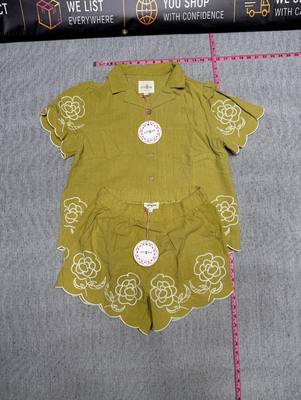 Umgee NWT Linen Cotton Embroidered Short Set Small